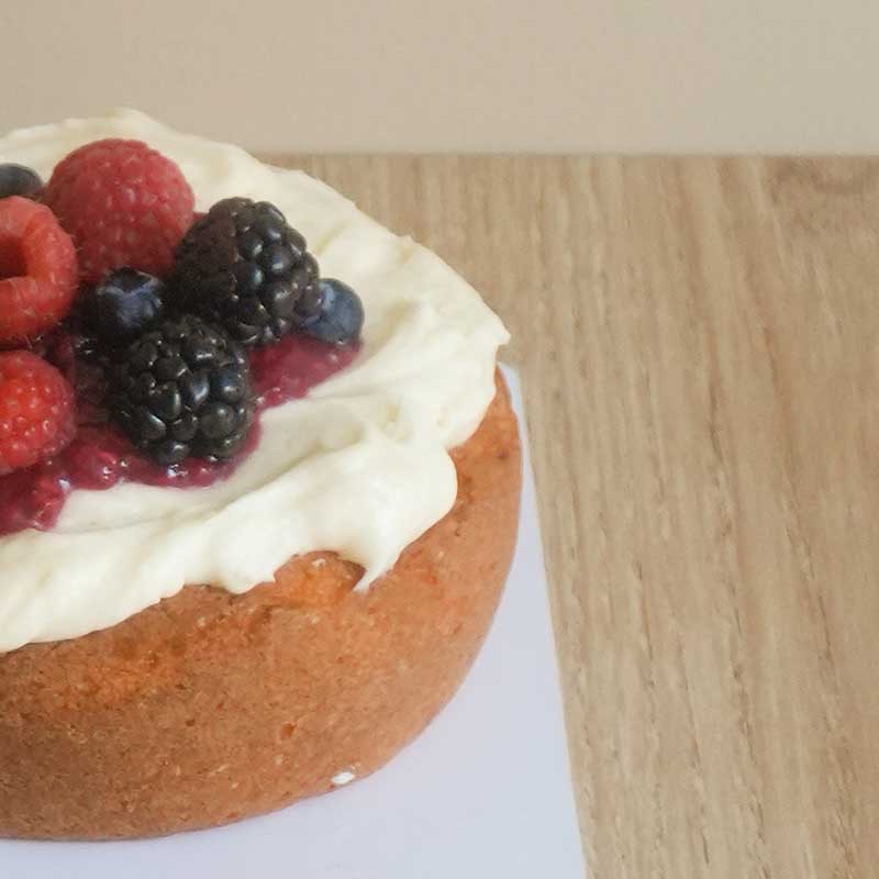 pastel para dos a cuatro personas 